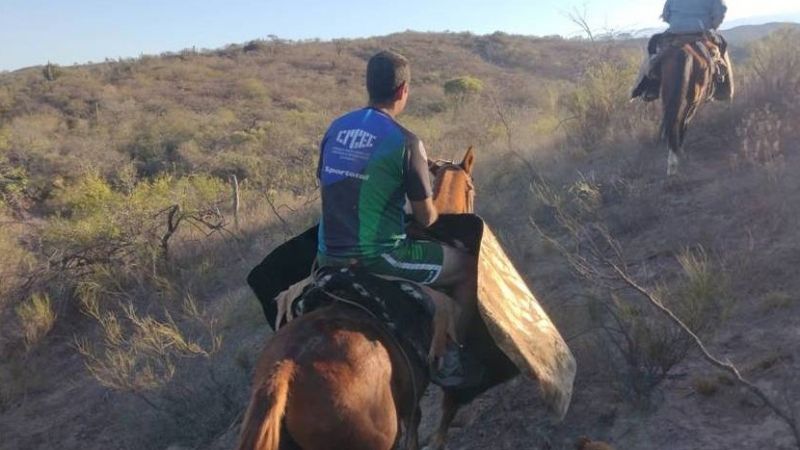 Un alumno cadete colaboró en el rescate de dos personas extraviadas en Ambato