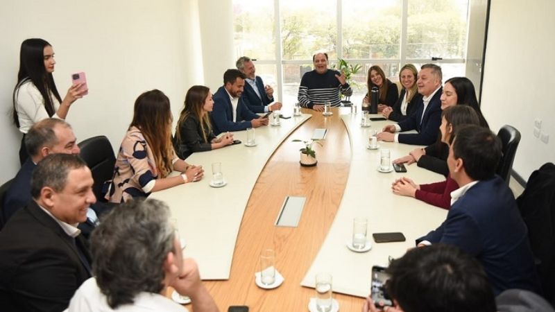 Gustavo Saadi recibió a ministros del Norte