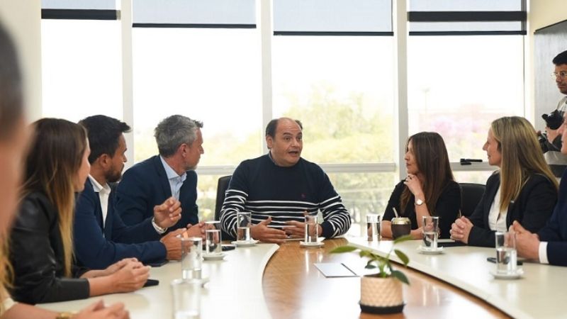 Gustavo Saadi recibió a ministros del Norte