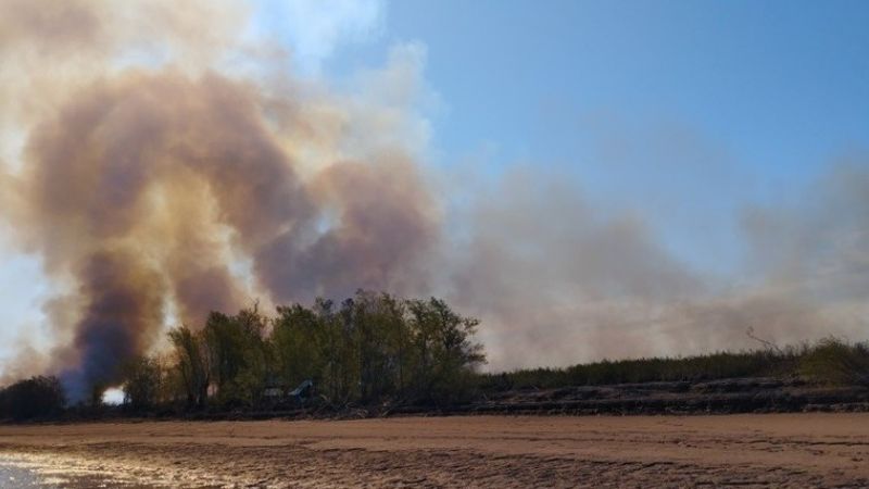 Un hombre provocó un incendio y fue detenido