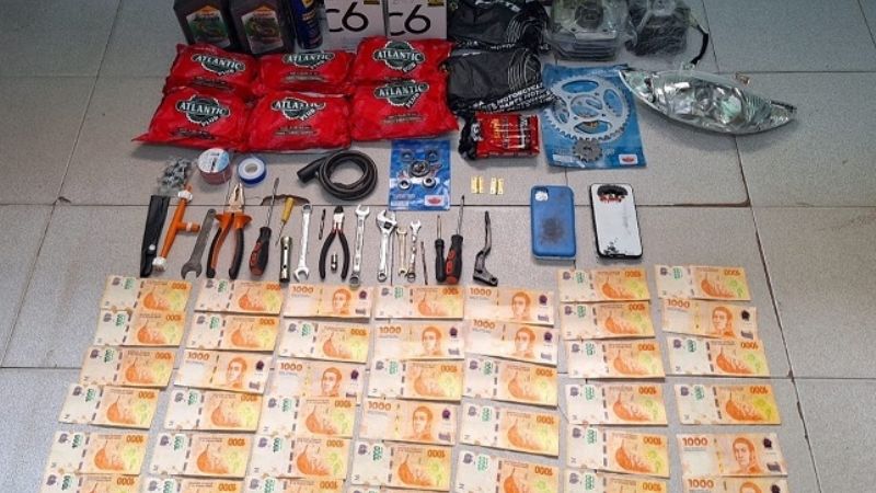 Cinco detenidos por un robo en Recreo