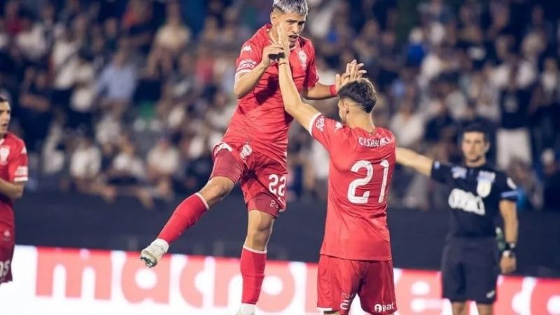 Huracán empezó el año con una sonrisa