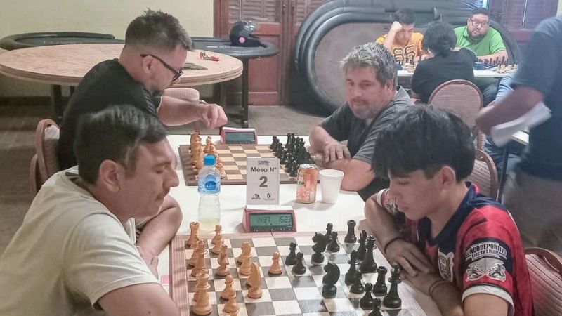 Ajedrez: Menéndez y Molina dominaron el 1er. torneo del verano