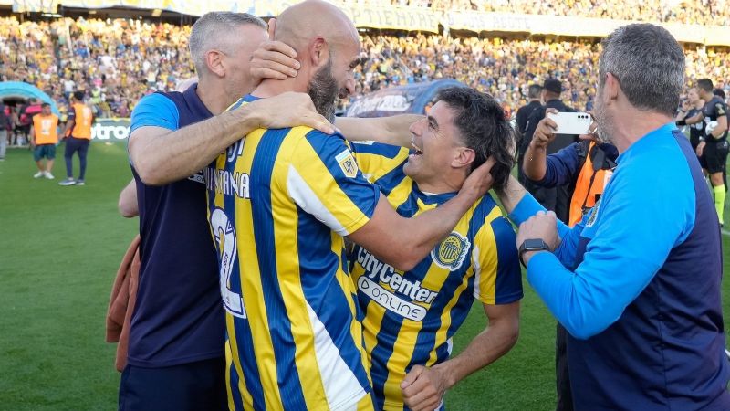 Russo quiere cinco refuerzos, pero al holandés “no…ppert”