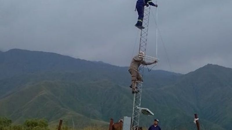 Modernización y actualización del sistema de alertas tempranas en el río Ambato