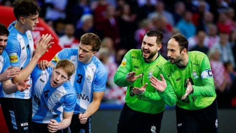 Argentina venció a Bahréin y avanzó en el Mundial