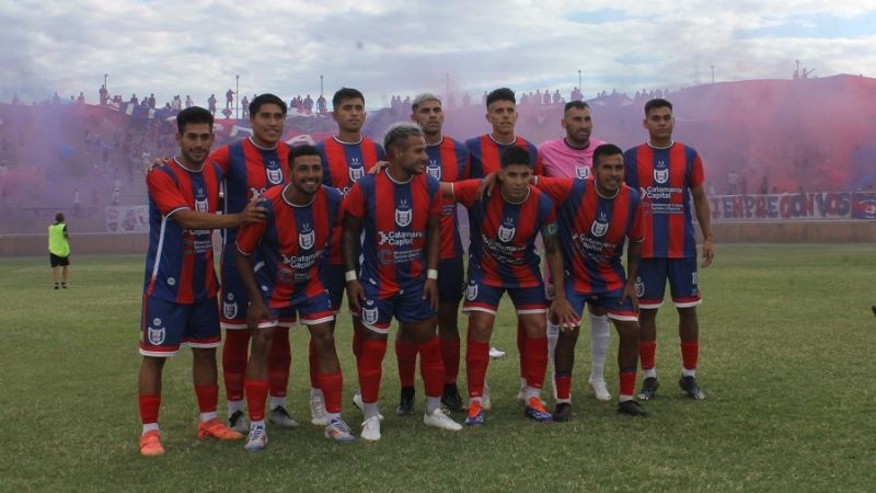 “El Santo” ante Juvenil de Gral. Deheza, Cba.