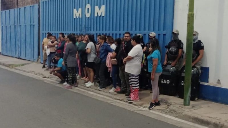 La fábrica Mom cierra y quedan 80 trabajadores en la calle