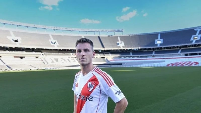 Gallardo en la bienvenida de Galoppo en River