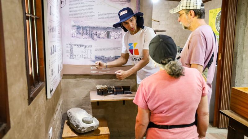 Con los niños de la Comunidad Originaria Diaguita y un ritual kakano, se recordó el último día de libertad de los pueblos originarios en La Quebrada