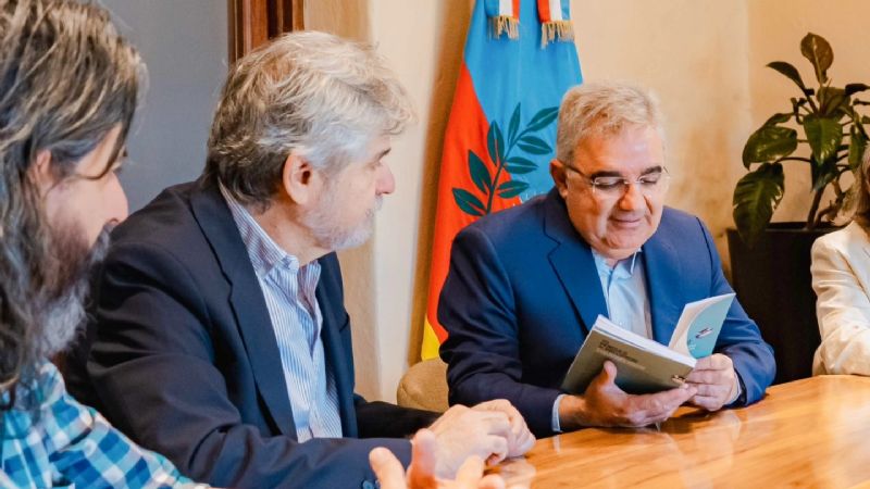 Filmus y Ricci presentan su libro en Catamarca