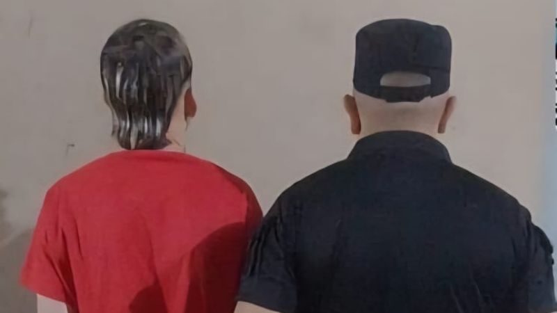 Aprehenden a un hombre por amenazas y secuestran su moto