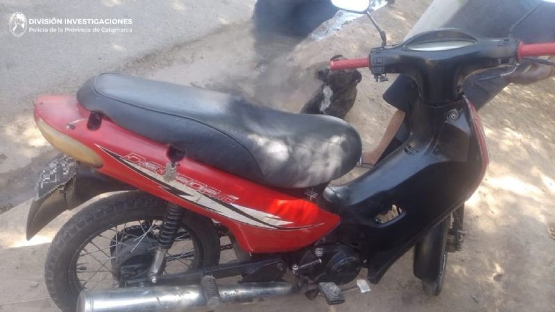 Dos detenidos por el robo de una moto