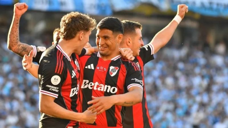 River venció a Racing, con el gol del “morbo”: Salas