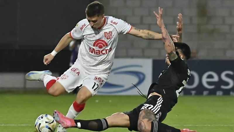 Riestra primer clasificado y más “ayudín” a Barracas