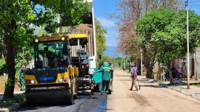 Avanzan las obras de pavimentación que impulsan la transformación de Los Altos