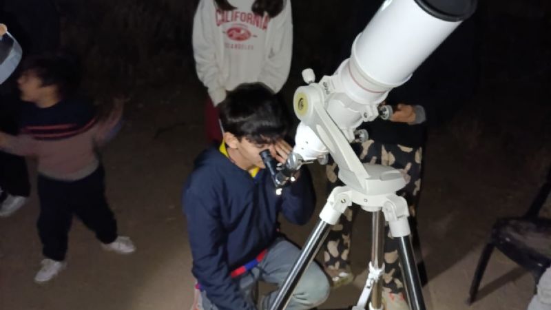 Las Noches Estelares proponen observar a Saturno, “el planeta de los anillos”