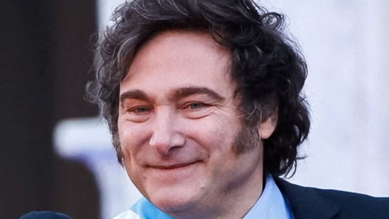 Milei posterga cambios de gabinete y la Casa Blanca celebra su triunfo electoral