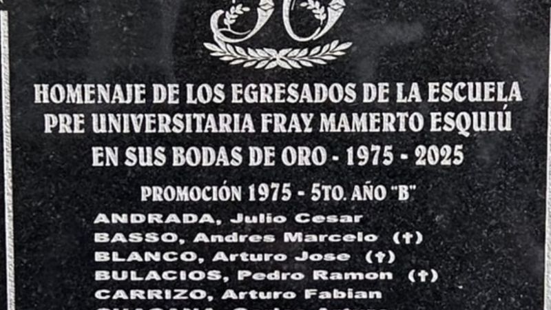 Promoción 1975 de la ex Escuela Normal de Maestros celebró las Boda de Oro