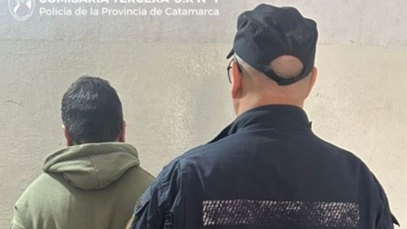 Un hombre fue aprehendido en un supermercado