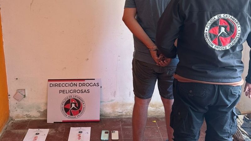 Detienen a dos jóvenes y secuestran Marihuana en Capital y Valle Viejo
