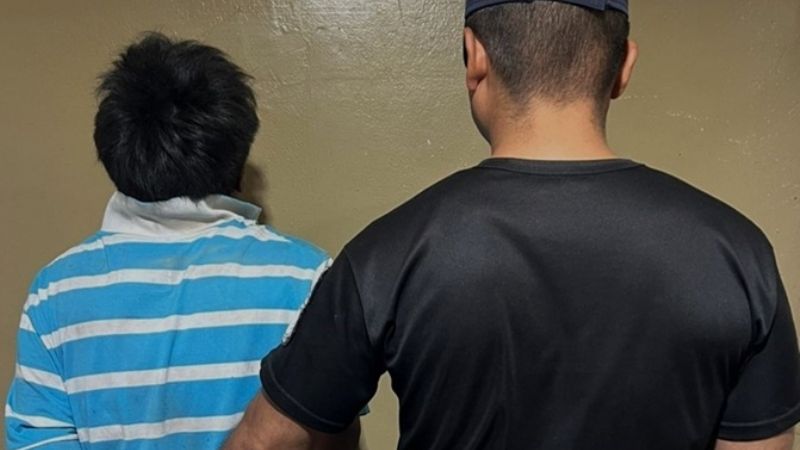 En un descampado escondía elementos robados