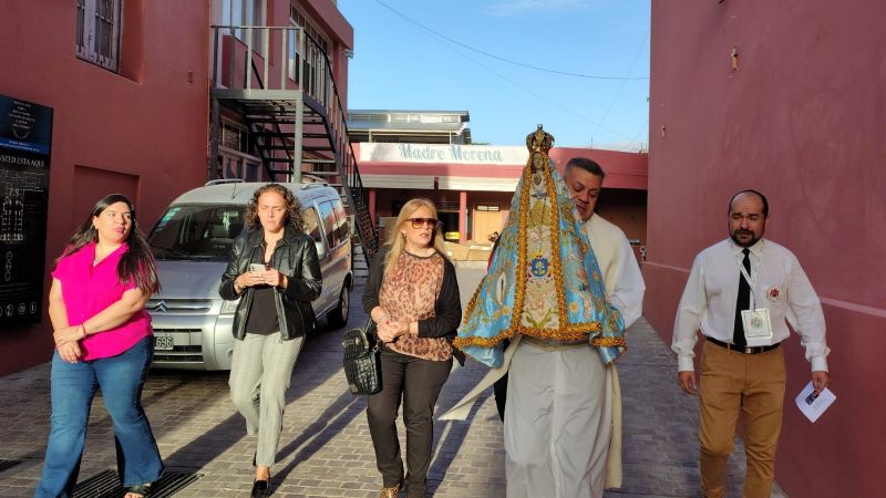 La imagen peregrina de la Virgen del Valle inició sus visitas a instituciones civiles