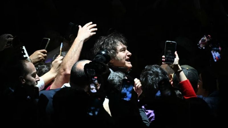 De Milei al kirchnerismo: “Pudieron ganar un round, pero no la batalla”