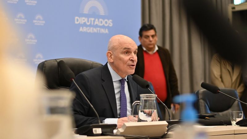 Espert pidió licencia como diputado nacional hasta el final de su mandato