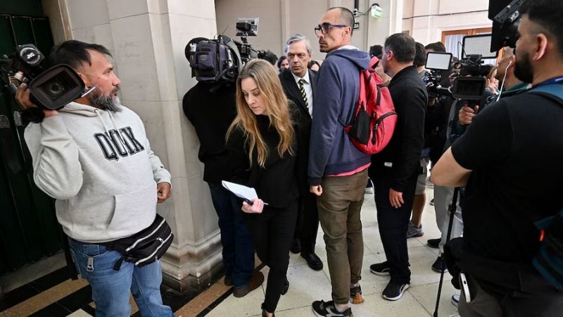 Reimprimir las boletas es una “situación compleja”