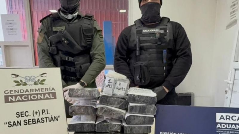 Detienen a un camionero con más de 10 kilos de cocaína y 199 pastillas de metadona