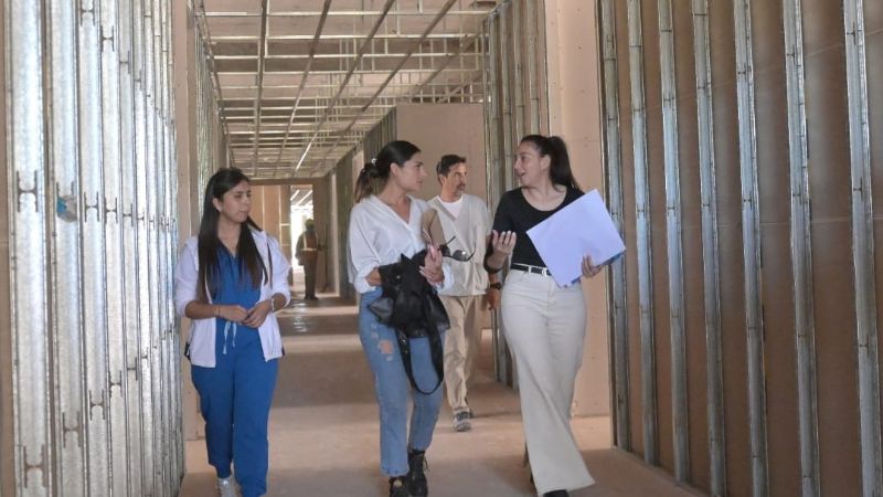 Belén: Médicos junto a la ministra de Salud recorrieron la obra del nuevo Hospital