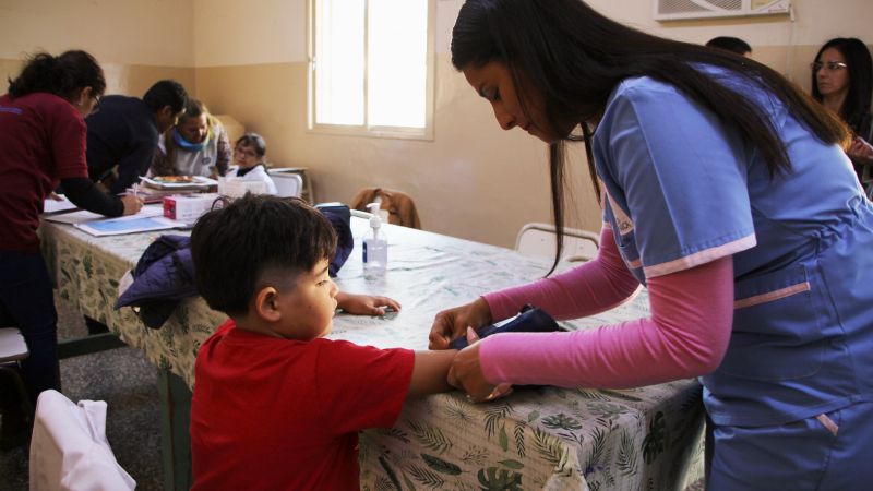 Esquemas de vacunación en Escuelas de la Capital