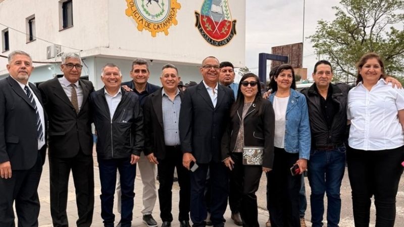 Histórico reconocimiento a los policías retirados