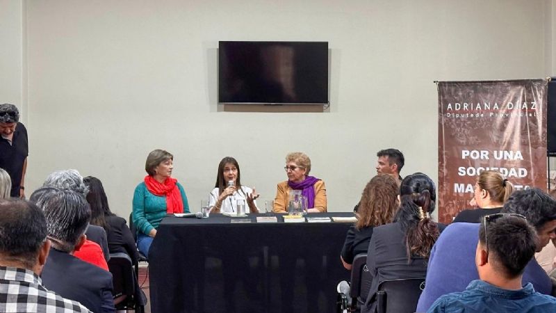 Encuentro poético en homenaje a Luis Franco