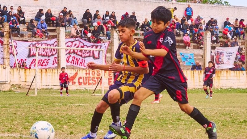 Felipe Villafañe, al Torneo "Velesanito" con River Plate