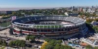 Di Carlo proyecta techar el Monumental y ampliar su capacidad a 100 mil personas, para convertirlo en el más grande de Sudamérica.