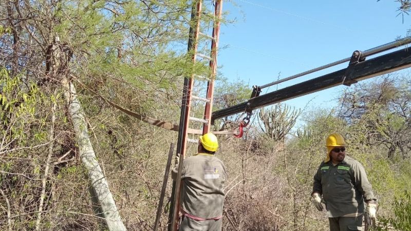 Tras el temporal, EC SAPEM acelera tareas para restablecer la luz en Recreo