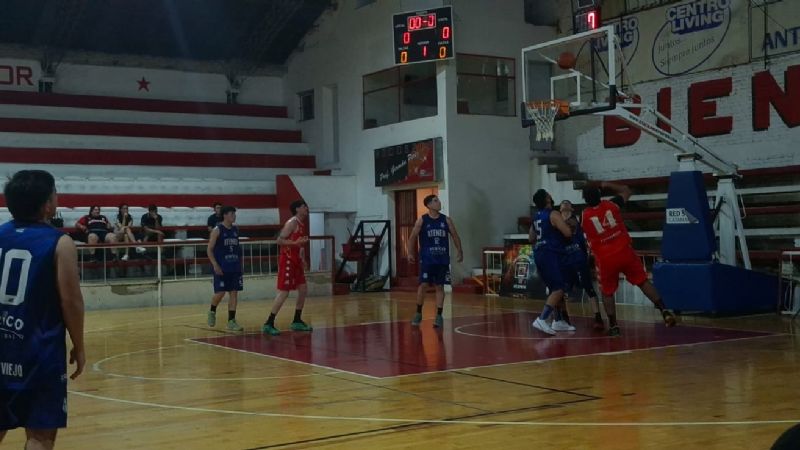 Red Star superó a Ateneo y sigue en racha en el PreFederal