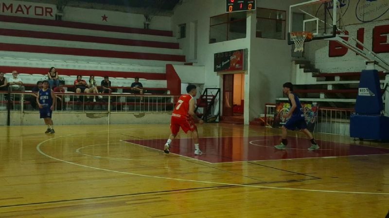 Red Star superó a Ateneo y sigue en racha en el PreFederal