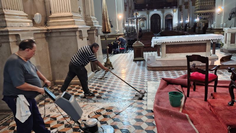 Se iniciaron las tareas de limpieza en la Catedral