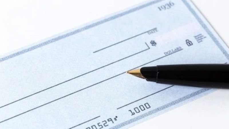 En octubre se triplicaron los cheques rechazados por falta de fondos: superaron los 100 mil