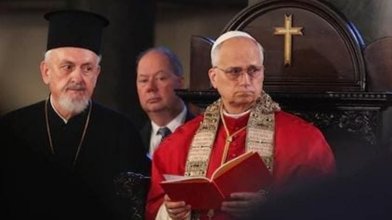 El Papa en Turquía llamó a unirse por la paz y el buen uso de la tecnología