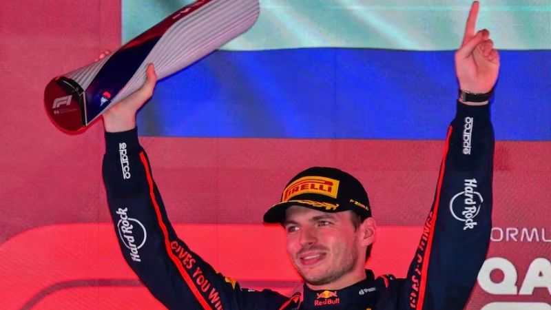 Nuevo éxito de Verstappen, que se anima al campeonato