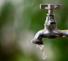 Fuerte suba en el servicio de agua: autorizan un incremento del 48,6%