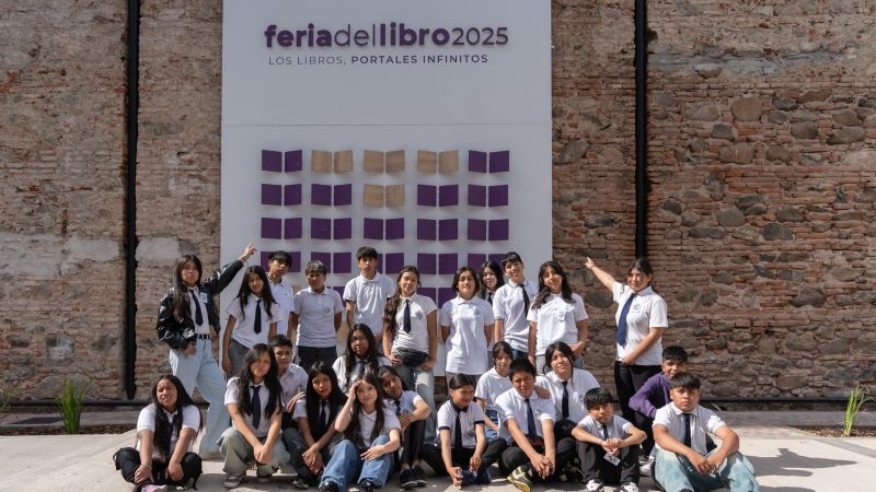 Estudiantes del interior vivieron la emoción de visitar por primera vez la Feria del Libro