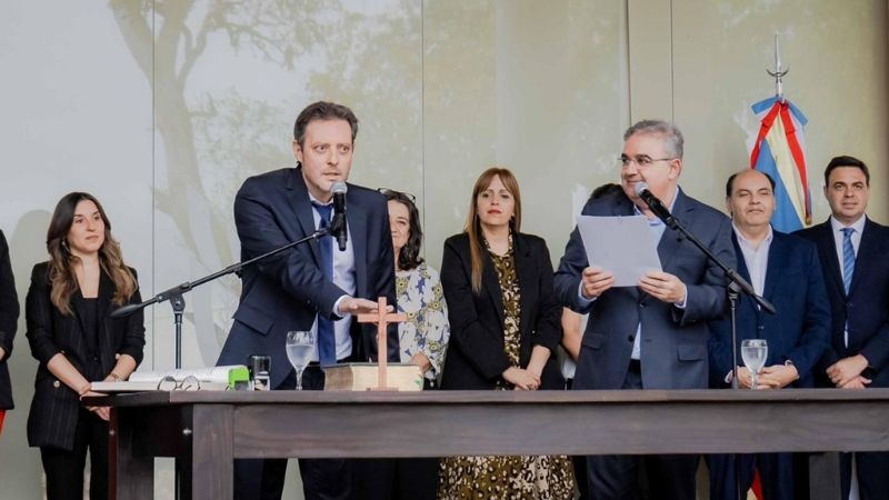 Natella asumió como ministro de Gobierno