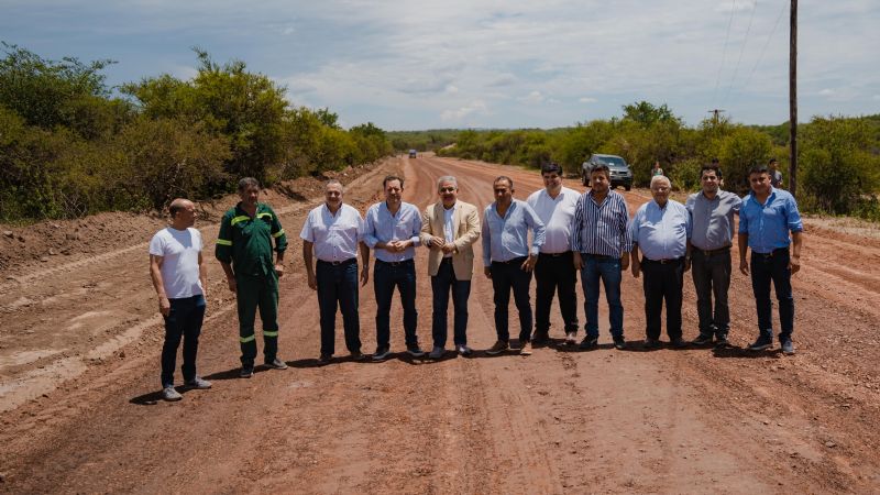 El Gobierno avanza con la pavimentación del acceso al Dique de Ipizca