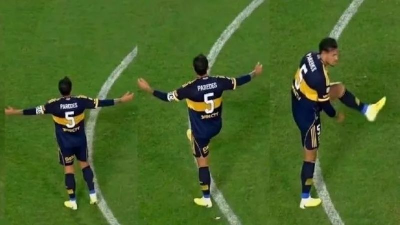 Paredes se disculpó por su reacción en el cambio de Zeballos