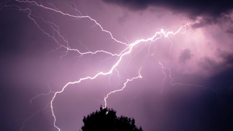 Alertas naranja y amarilla por tormentas fuertes en la provincia